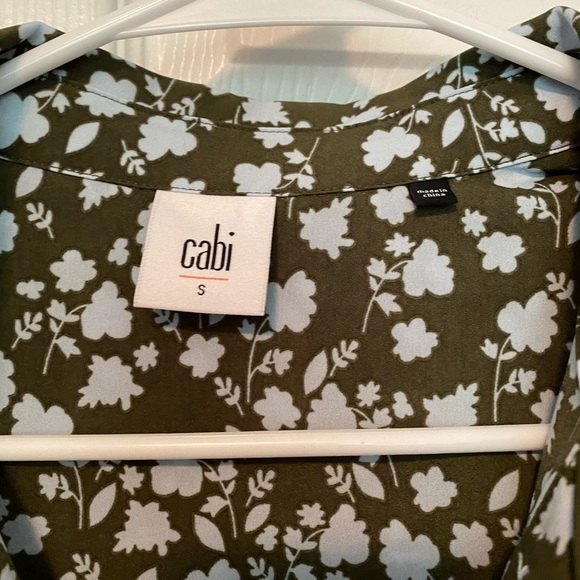 Cabi - Picture 3 of 3